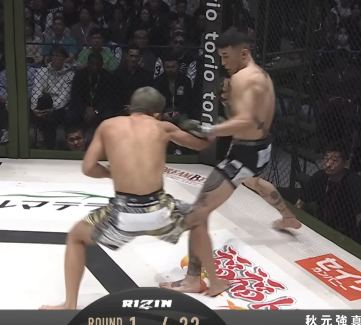 秋元強真 vs 萩原京平｜ボディジャブで作るMMA打撃とレベルチェンジの巧みさ